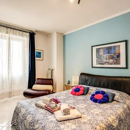 Sunrise Apartment *